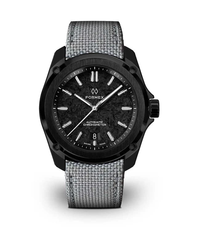 Essence Leggera FortyThree