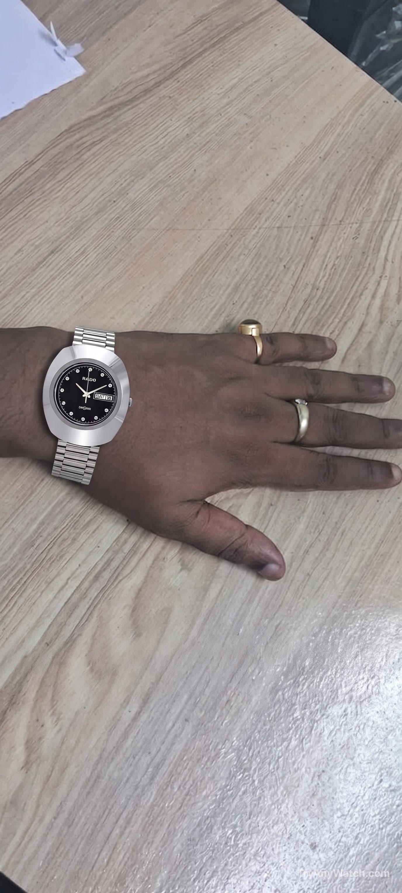 RADO Diastar Original ( 35.1mm ) try-on.